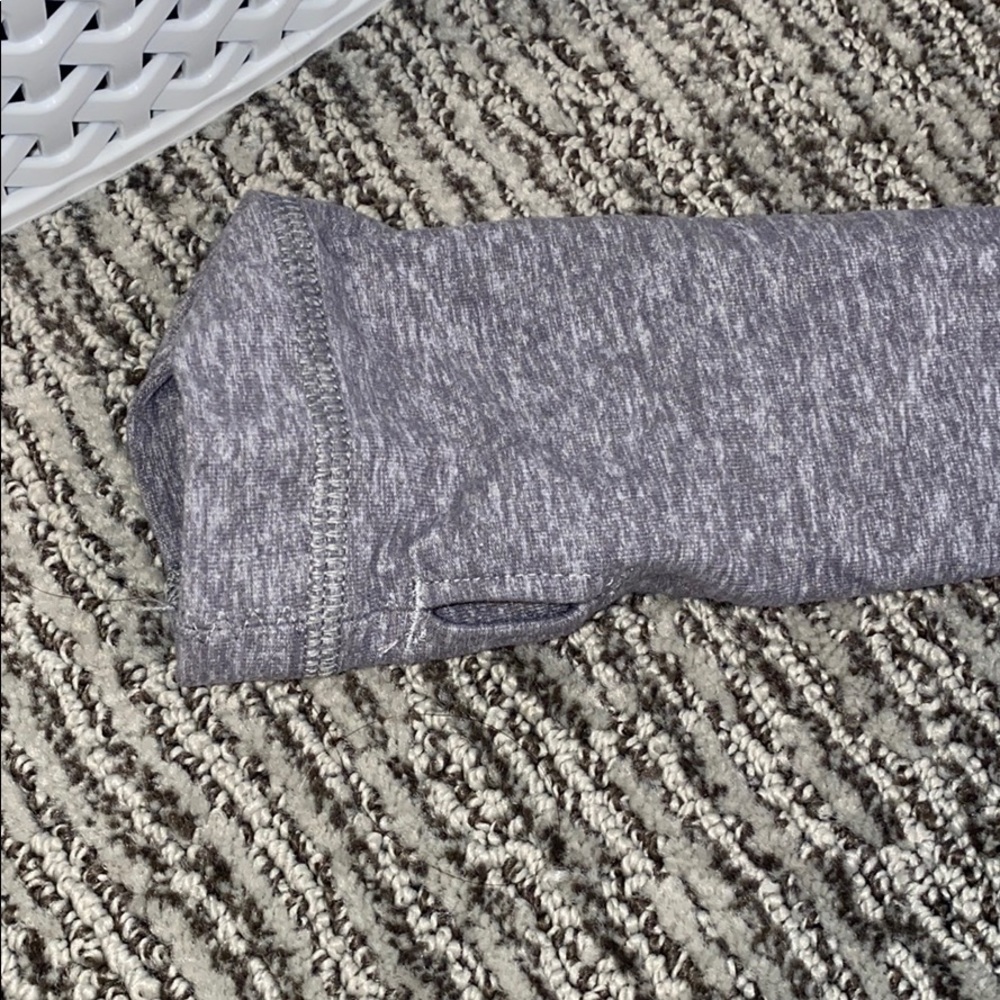 Lululemon Turtle Neck Pull Over - Picture 4 of 9